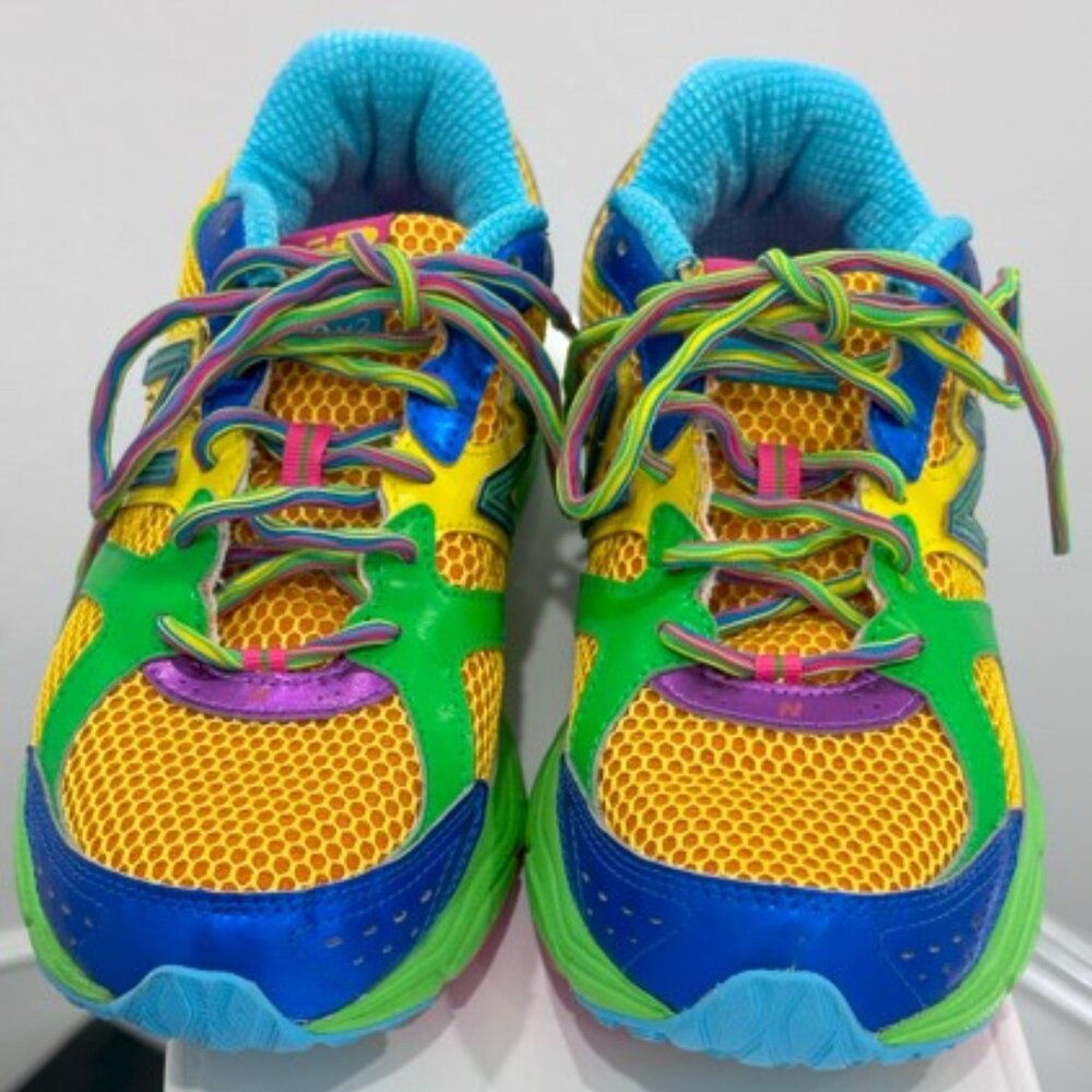 New Balance Running Shoe - 580 v2 - Womens Size 9 (US) - New